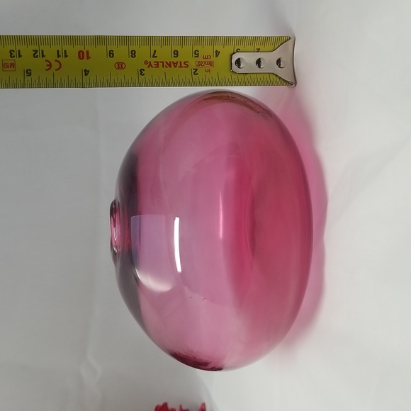 Pilgrim Glass Cranberry Squat Vase - Picture 5 of 14